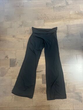 Women’s Black Flare Yoga Pants